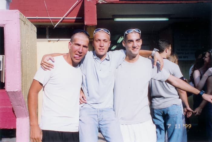 חיים עם חברים - HP_050644_32