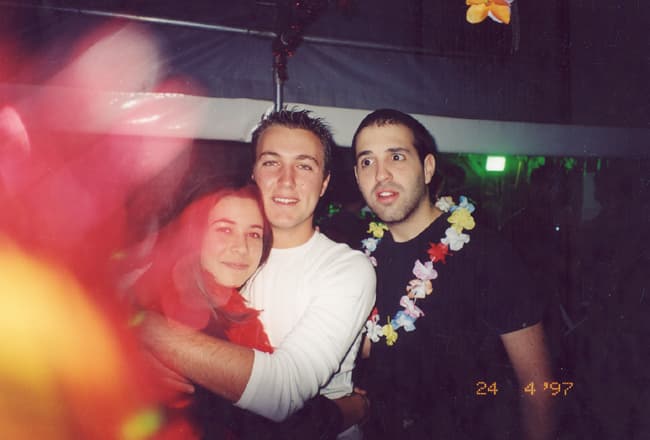 חיים עם חברים - HP_050645_16